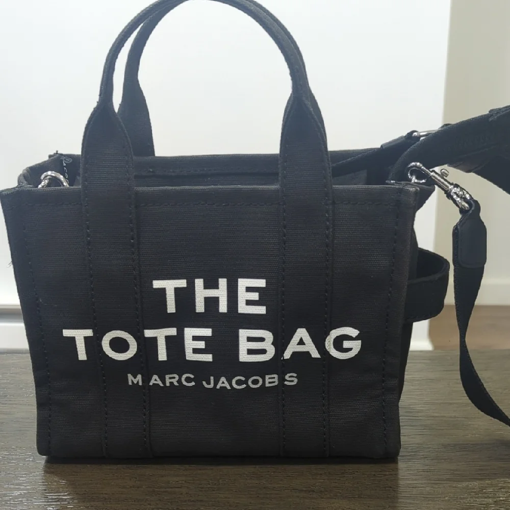 Marc Jacobs Black Mini Tote Bag - Picture 1 of 5
